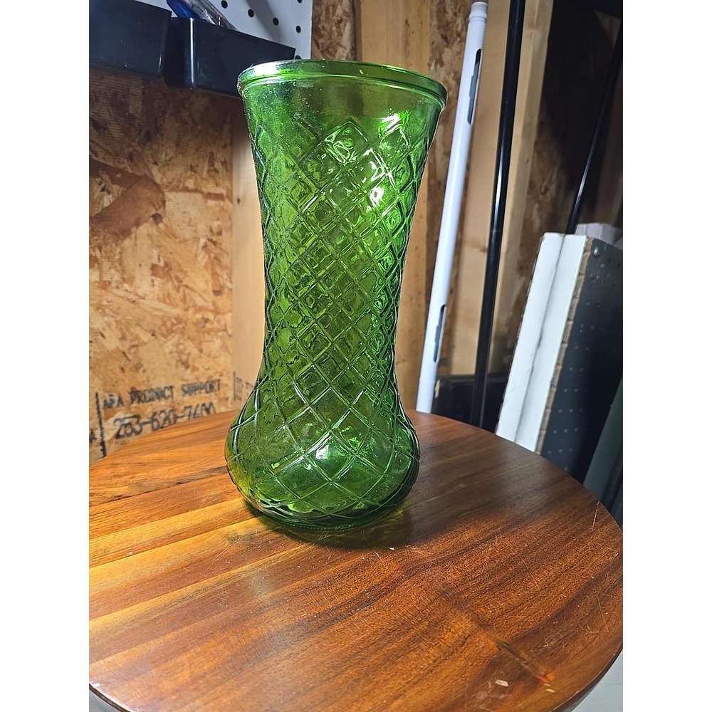 Vintage Hoosier Glass 4087 Emerald Green Diamond Pattern Vase 10 Inch USA